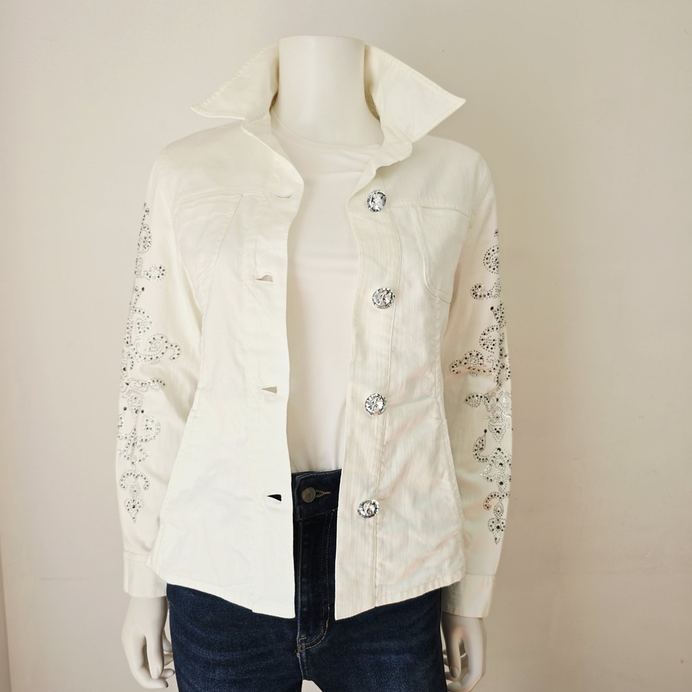 Chicos Ivory Denim Jacket Size 0 XS Rhinestone Fleur De Lis Embellished Stretch